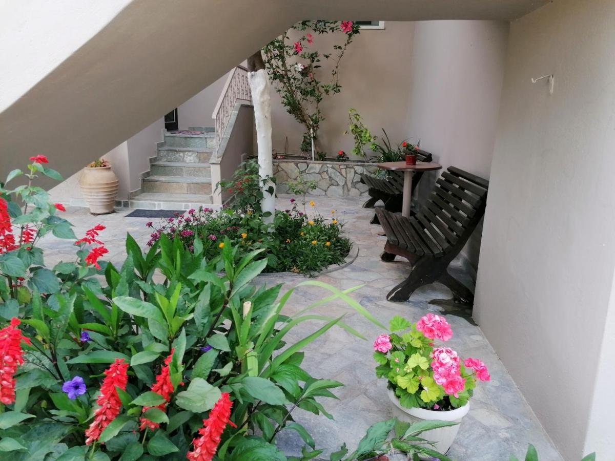 Villa Nikolaou ปาร์กา ภายนอก รูปภาพ
